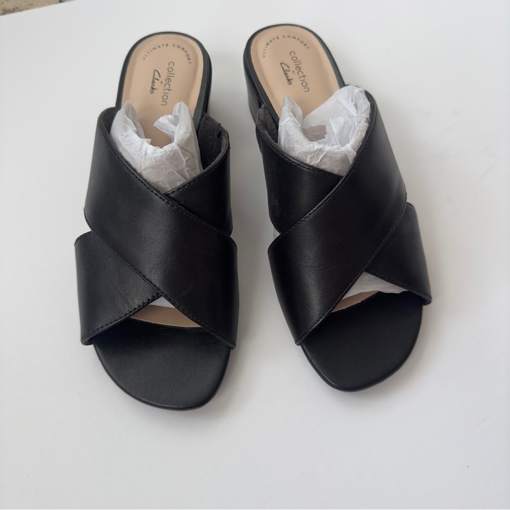 Clarks Heeled Mule Sandal - Wide